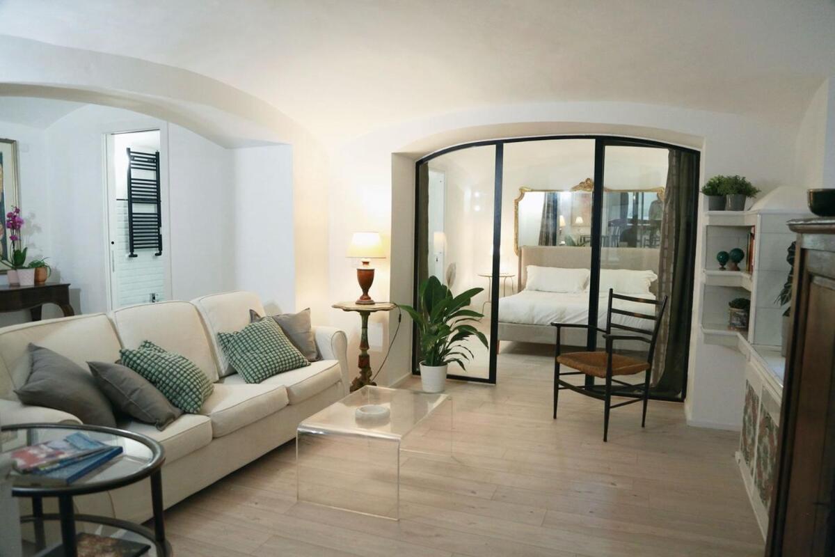 Spacious & Quiet Miracle In Trastevere * Rom