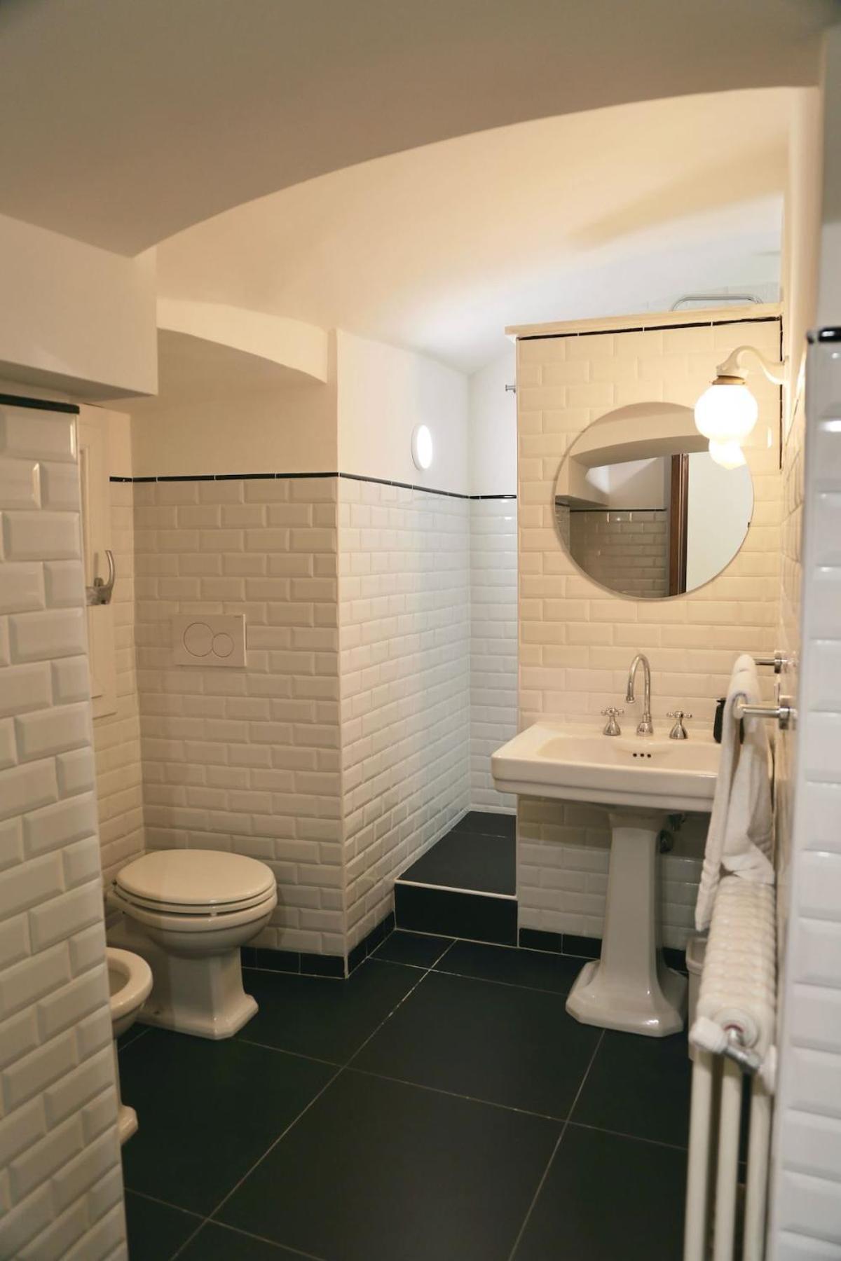 Spacious & Quiet Miracle In Trastevere Rom